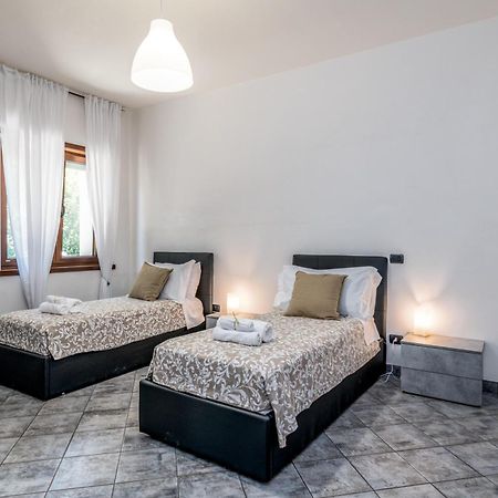 Villa Estia - Nel Cuore Della Valle D'Itria Чистернино Екстериор снимка