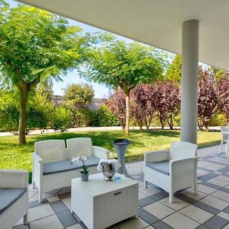 Villa Estia - Nel Cuore Della Valle D'Itria Чистернино Екстериор снимка