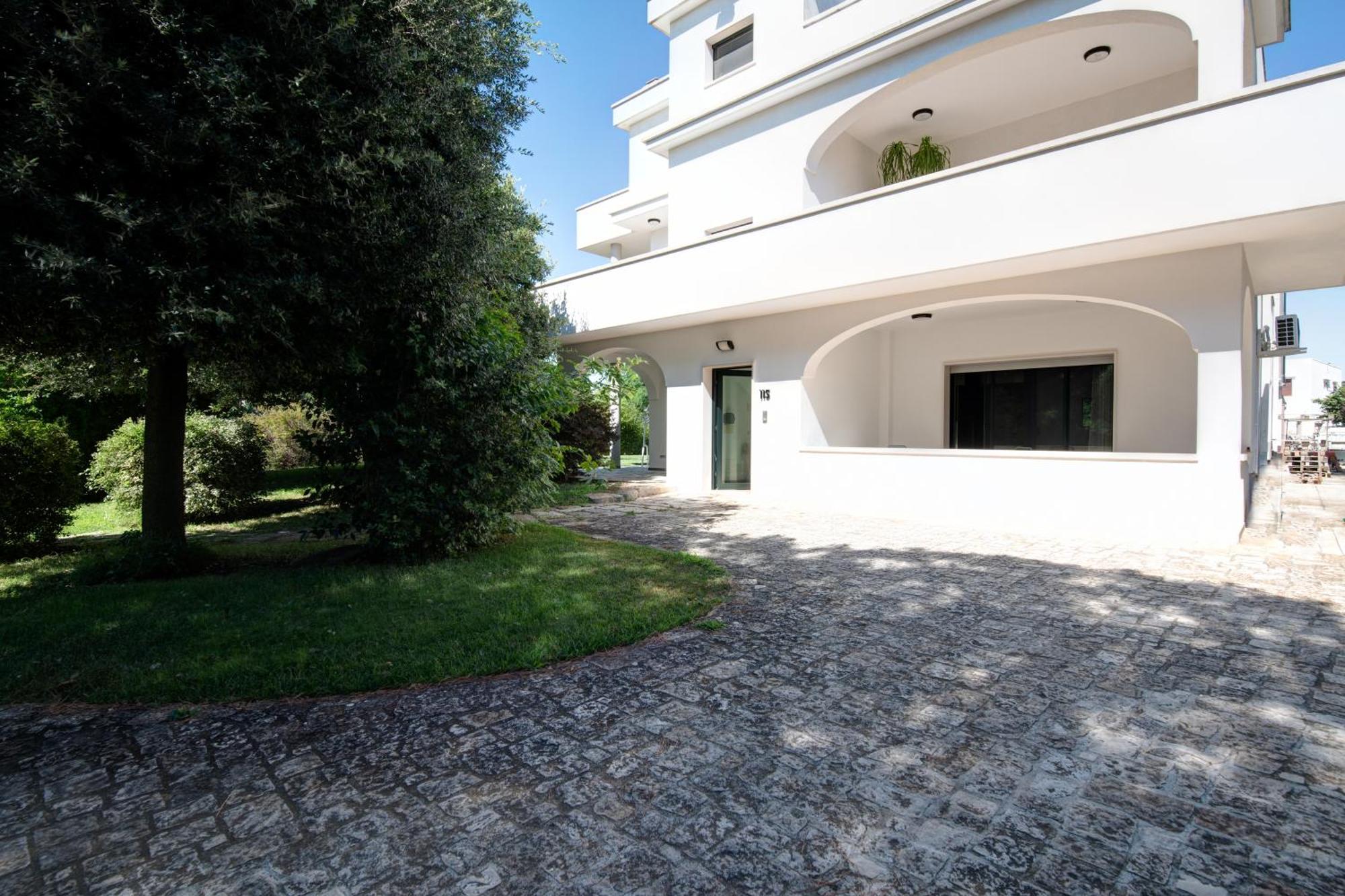 Villa Estia - Nel Cuore Della Valle D'Itria Чистернино Екстериор снимка